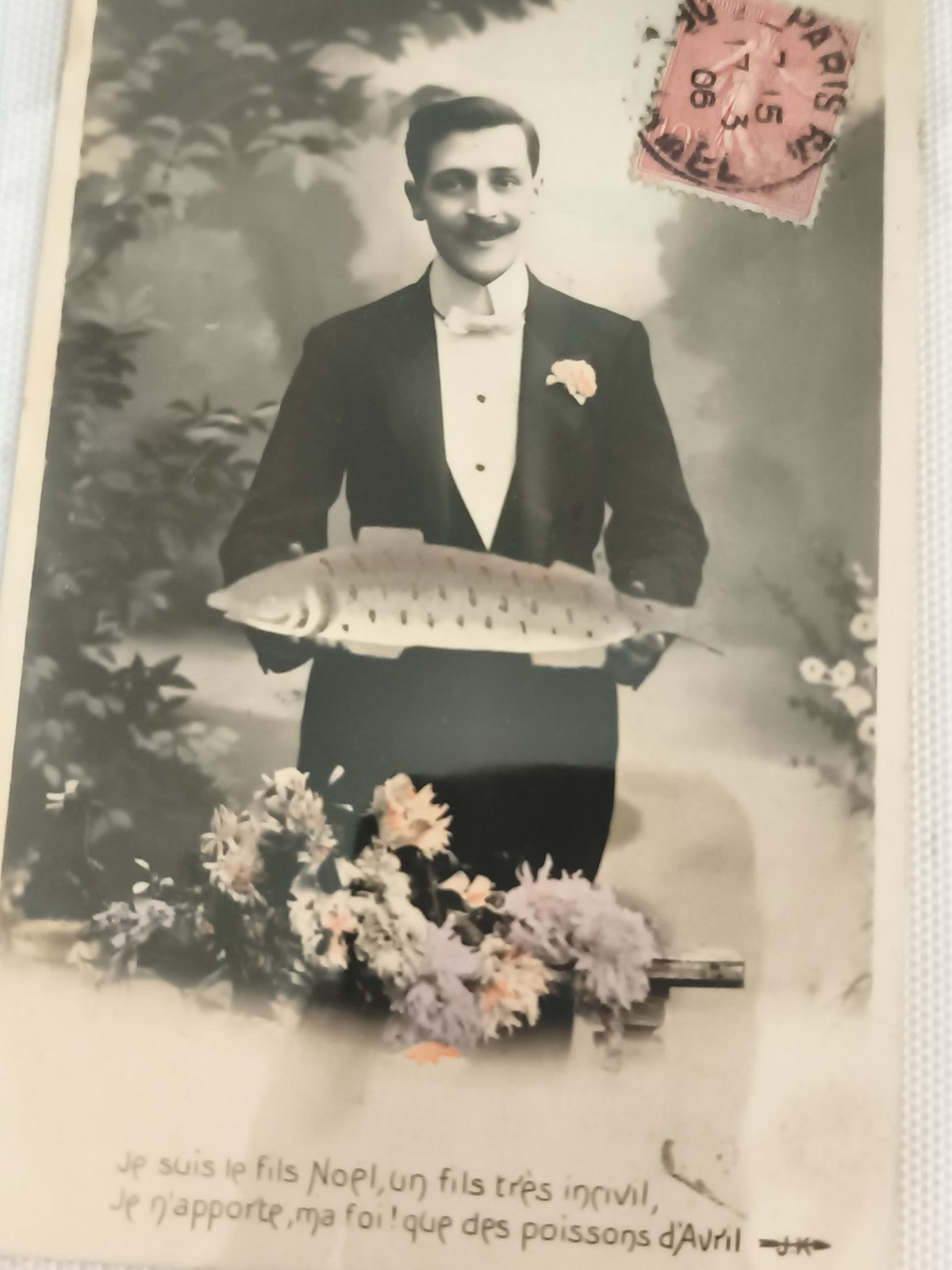 Carte postale ancienne humour Poisson d’Avril, homme élégant, début XXe