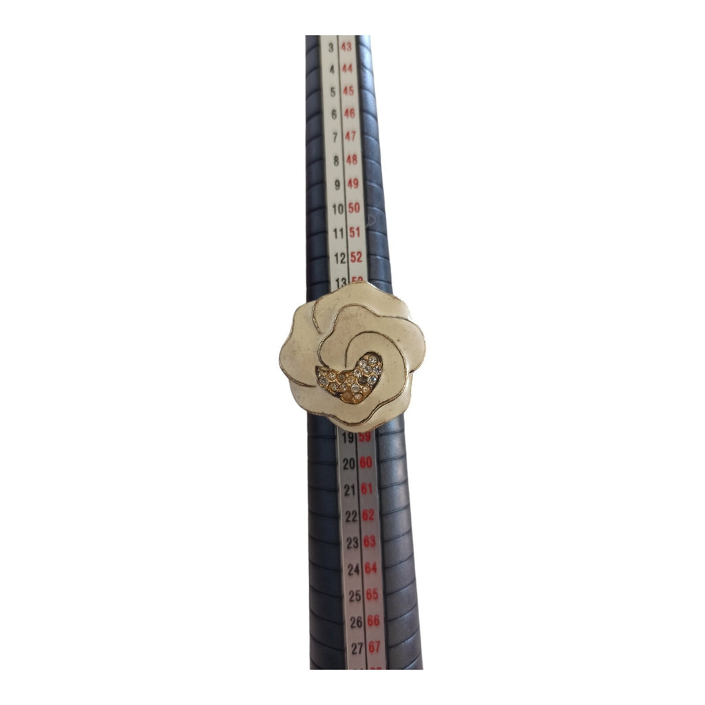 Bague fantaisie vintage fleur blanche style rétro, cristaux, taille 56