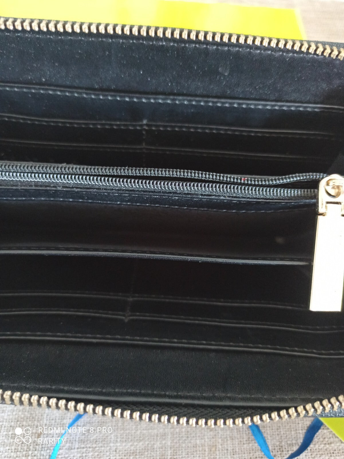 Portefeuille femme Versace Jeans noir zippé avec boîte et étiquette d?origine