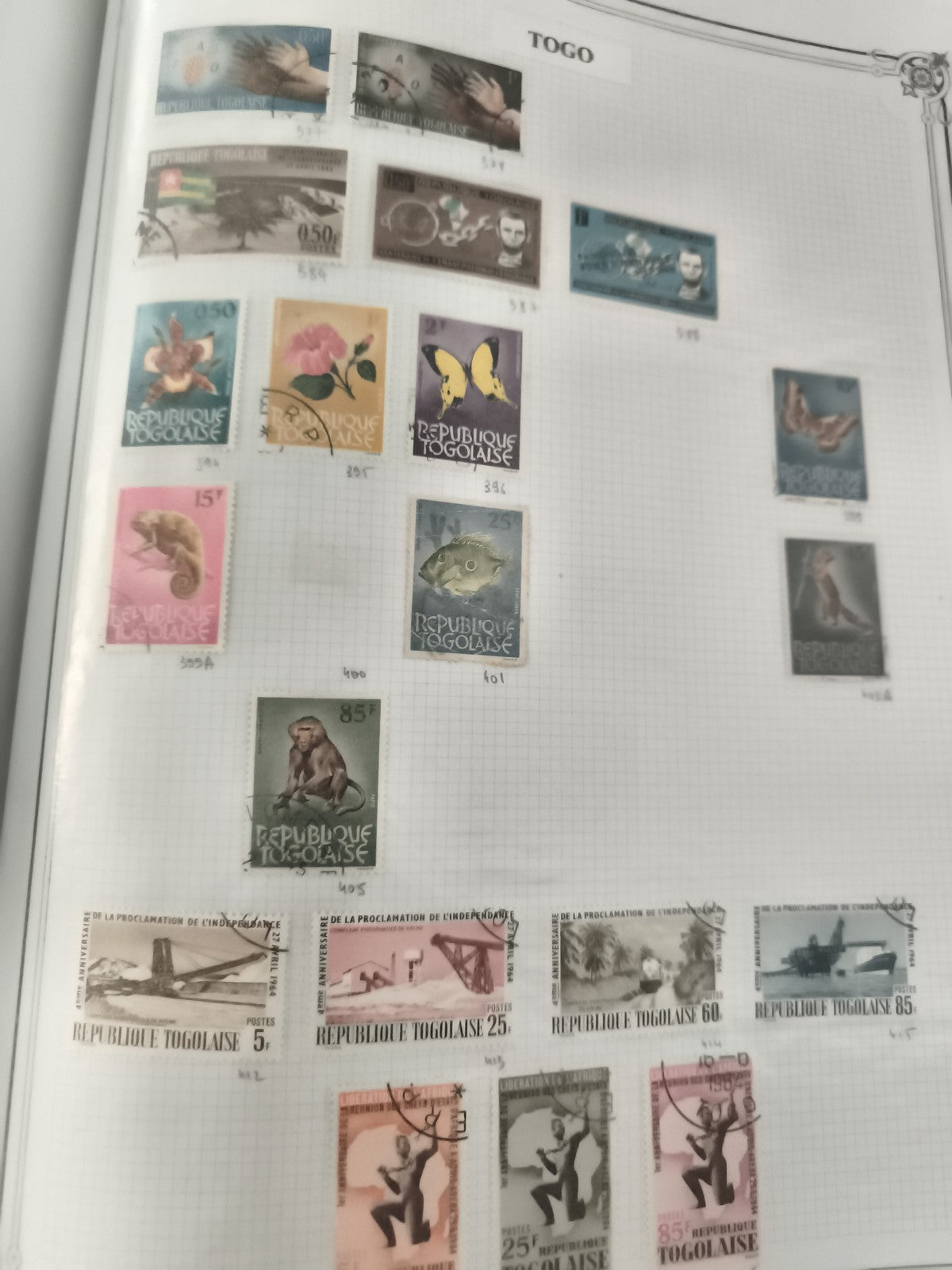Timbres Togo République Togolaise oblitérés fleurs animaux indépendance