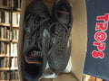 Paire de baskets vintage Ligne Trops noires rétro, chaussures anciennes occasion