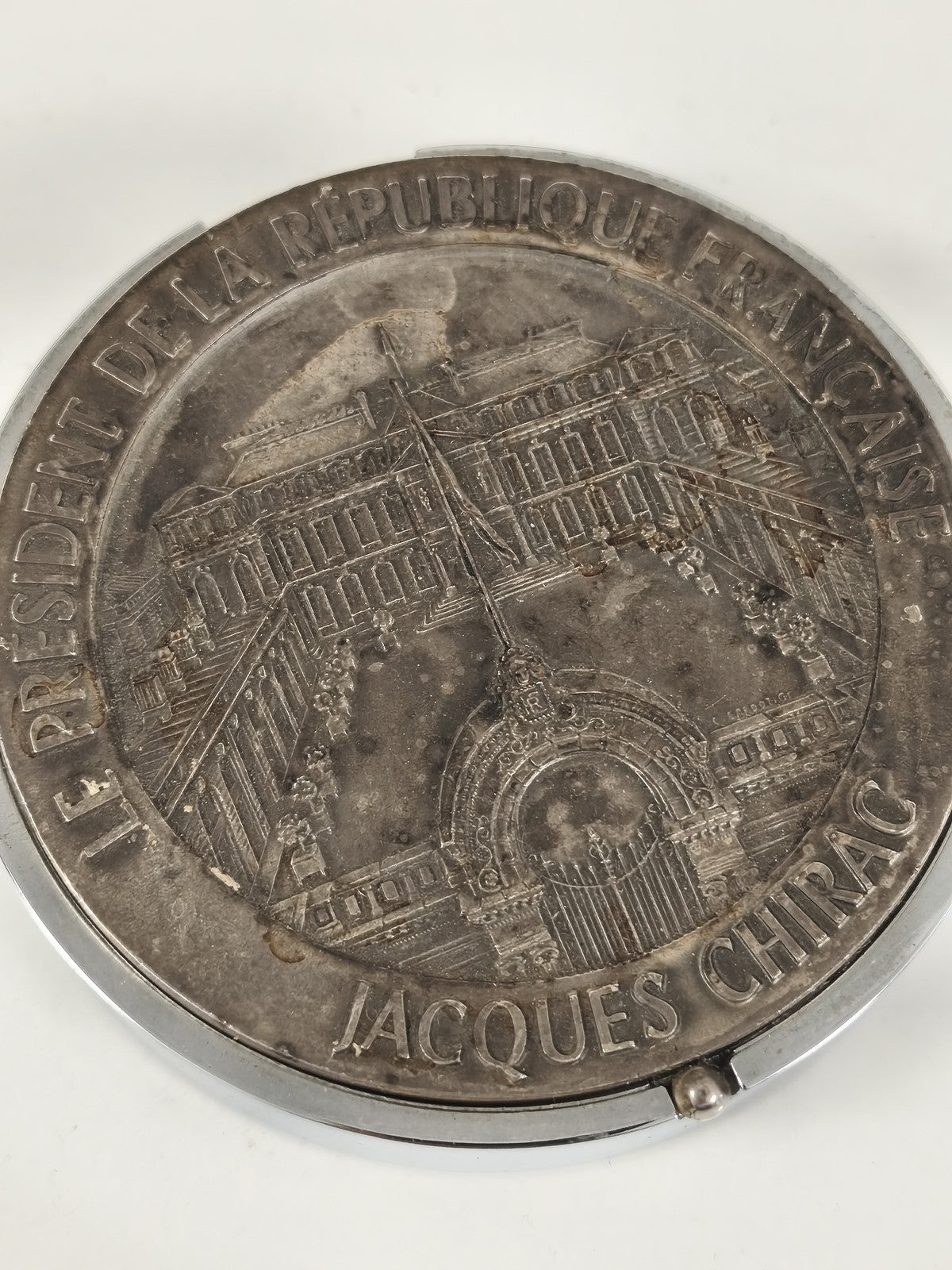 Médaille ancienne Président République Française Jacques Chirac avec boîte