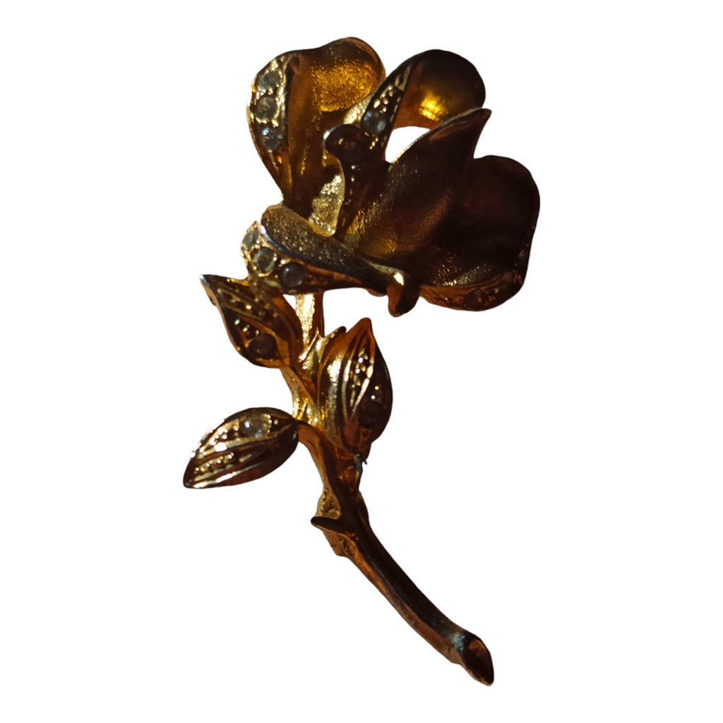 Broche fleur vintage dorée, strass, finition émaillée, bijou ancien élégant