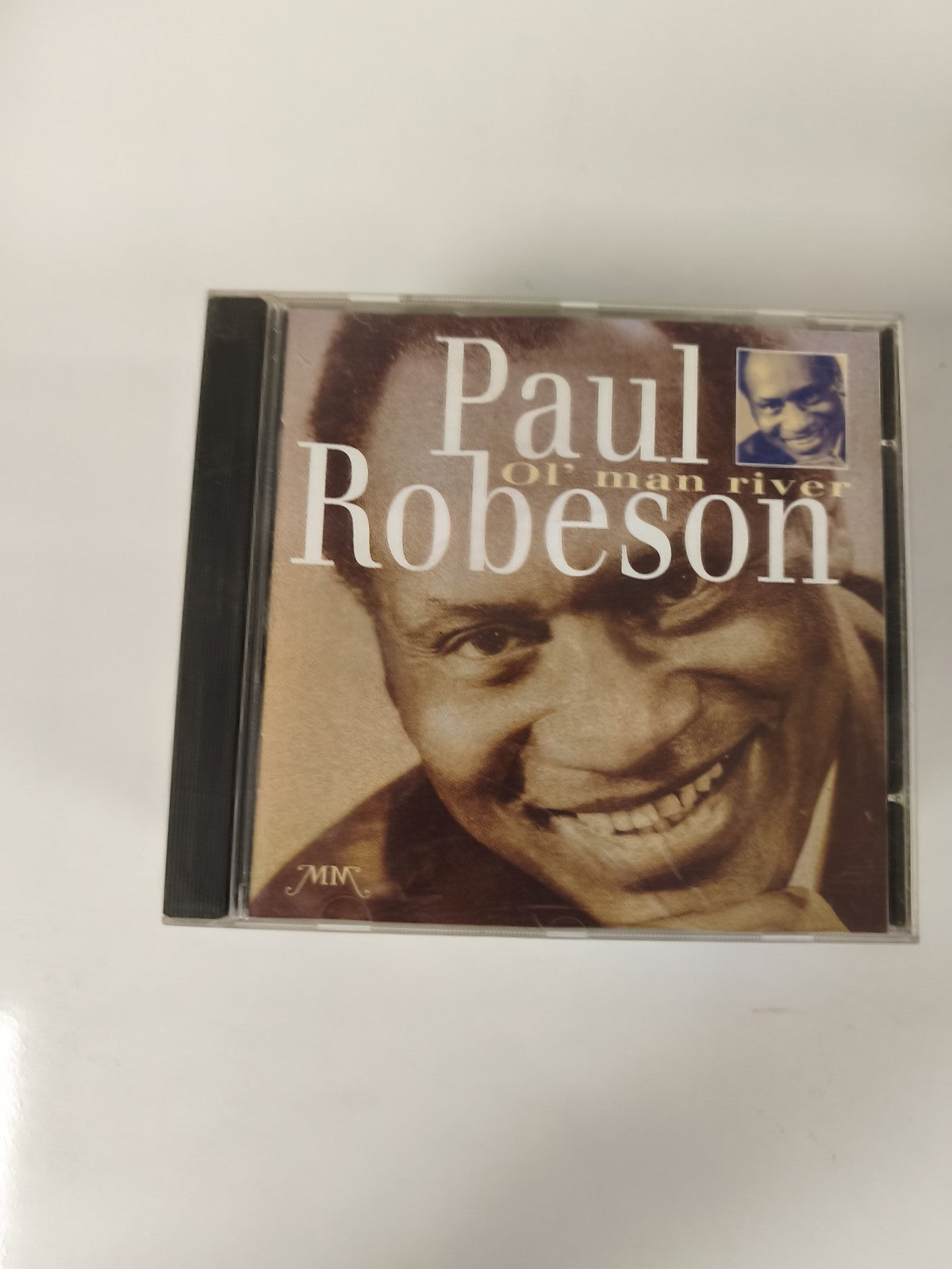 CD Paul Robeson Ol' Man River musique, boîtier plastique noir, pochette photo