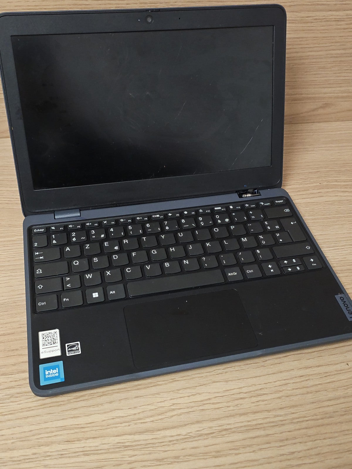 Lenovo 100W Gen 4 laptop HS à réparer ou pour pièces détachées informatique