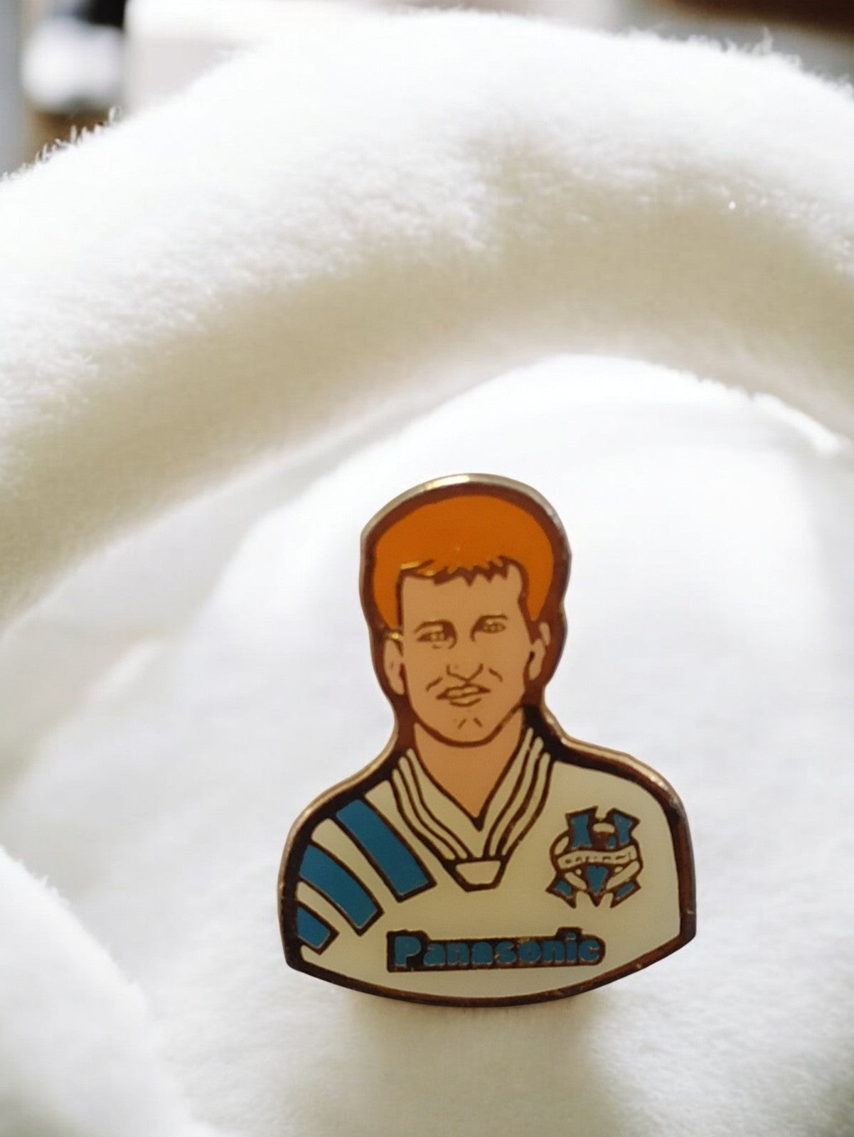 Pin's vintage joueur Olympique Marseille OM Panasonic rétro football ancien