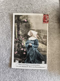 CPA religieuse cornette croix roses colorisée timbre France