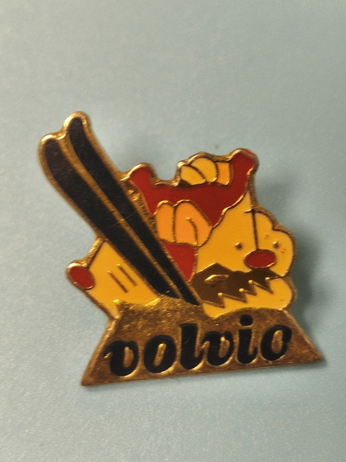Vintage pin's Volvic ski, émaillé, collection sports d?hiver, édition ancienne