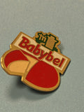 Vintage pin's Babybel rouge et doré logo fromage publicitaire collection