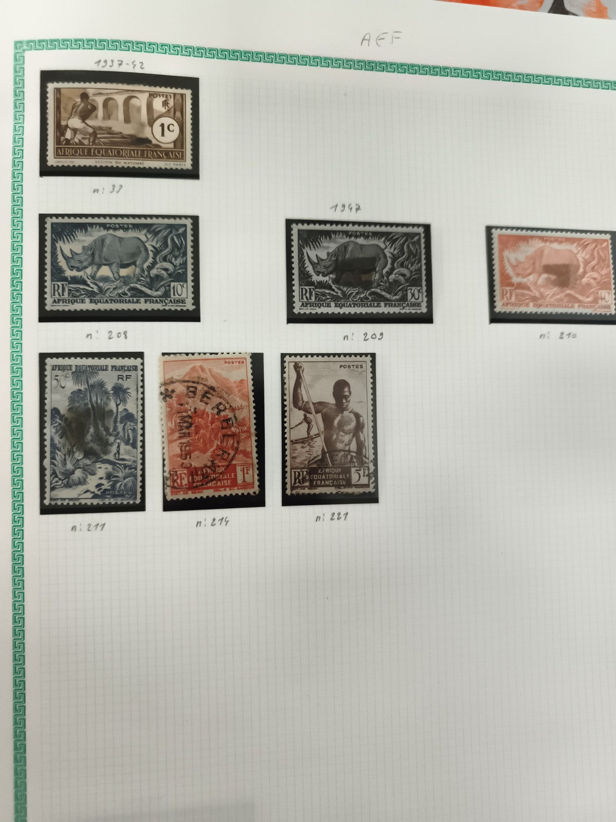 Timbres Afrique Équatoriale Française AEF animaux postaux RF lot philatélie
