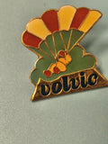 Vintage pin's Volvic parachute émaillé jaune rouge vert collection publicité