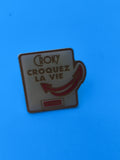 Pin's vintage Croky Croquez la Vie carré, KP Foods, publicitaire, collection