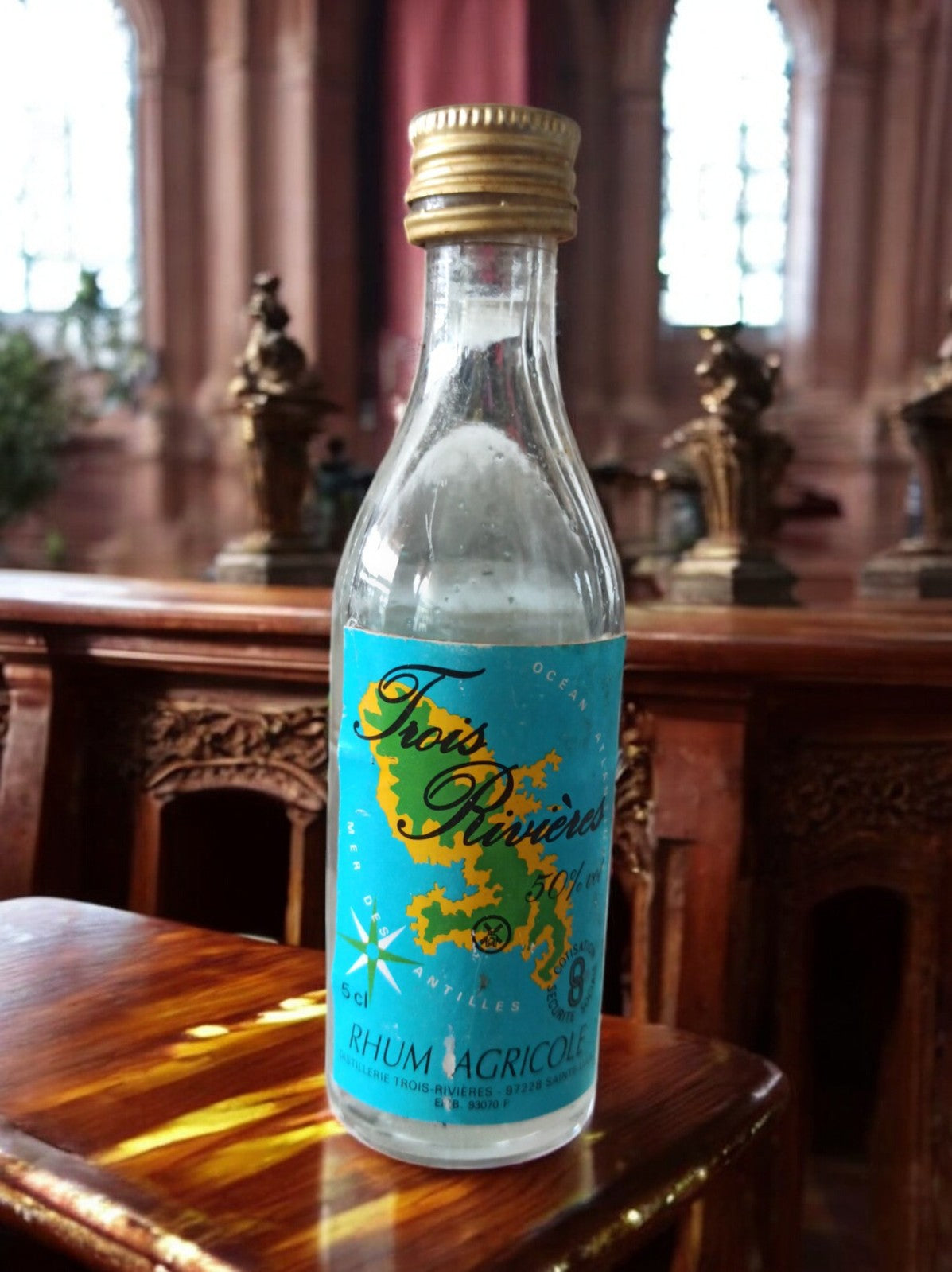 Mignonnette Rhum Trois Rivières 5cl vintage années 60 étiquette bleue rare