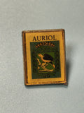 Vintage pin's blason Auriol écusson héraldique jaune vert collection