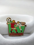 Pin's vintage Olympique de Marseille OM Le Provençal Moscou football ancien