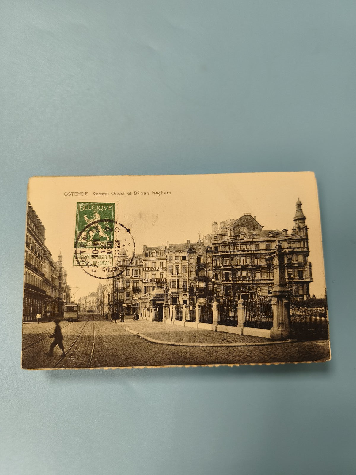 Carte postale ancienne Ostende Rampe Ouest Belgique timbre vintage tramway