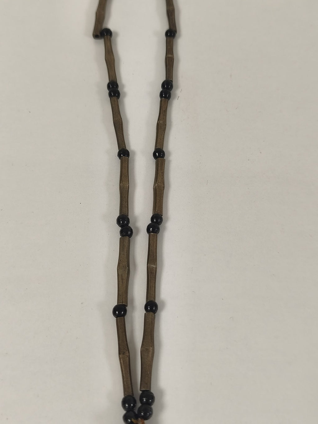 Collier vintage touareg ancien croix Agadez ethnique perles noires artisanat afr