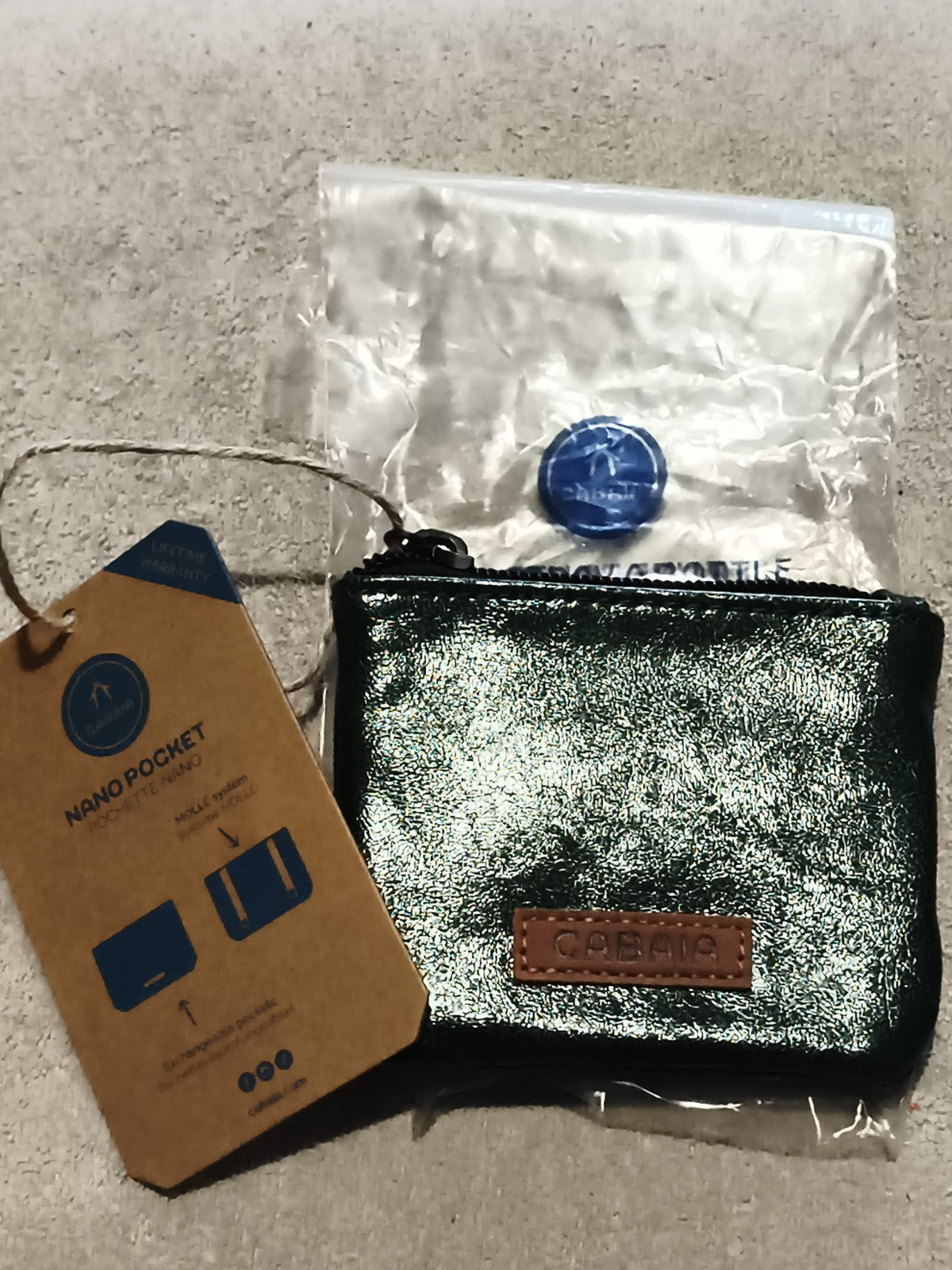 Pochette Nano Pocket Cabaia vert métallisé neuve porte-monnaie zip