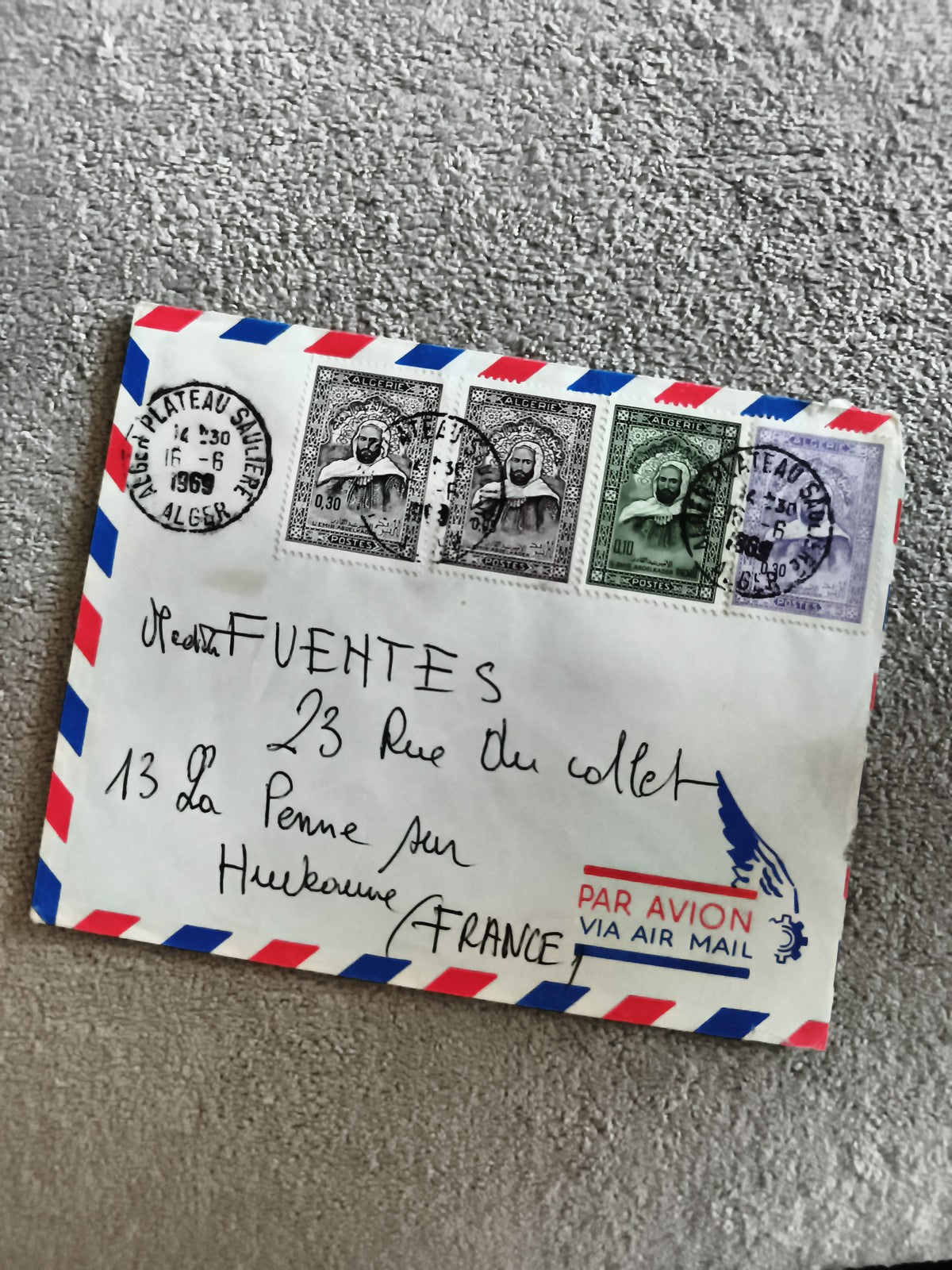 Lettre affranchie Algérie 1969 timbres poste, enveloppe Par Avion philatélie