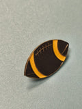 Vintage pin's rugby ballon marron et jaune ancien collection sport (Ref 9)