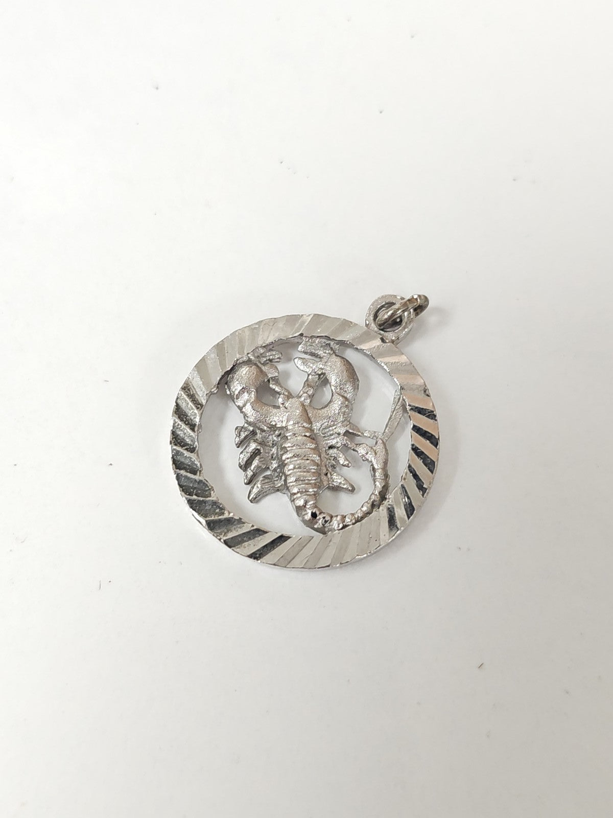 Vintage pendant old scorpion retro good luck charm rare collection