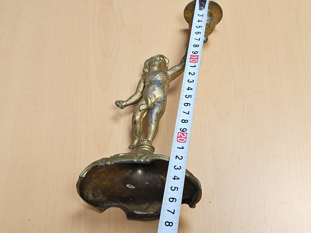 Alter großer Vintage-Kerzenhalter mit Engelmotiv aus Metall, zur Identifizierung, Retro-Dekor, Sammlerstück