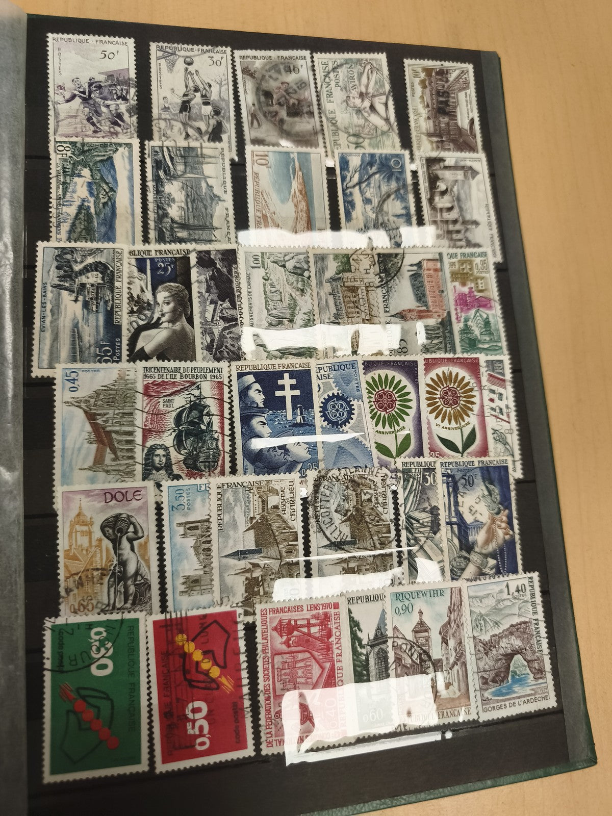 Lot timbres France oblitérés thématiques paysages monuments fleurs