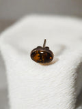 Boucle d’oreille vintage ambre naturel ancienne clou orpheline marron foncé