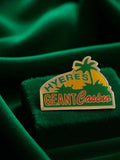 Pin's émaillé HYERES GEANT CASINO vintage rétro publicité accessoire
