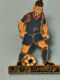 Pin's vintage Loto Sport joueur football émaillé collection sport ancien