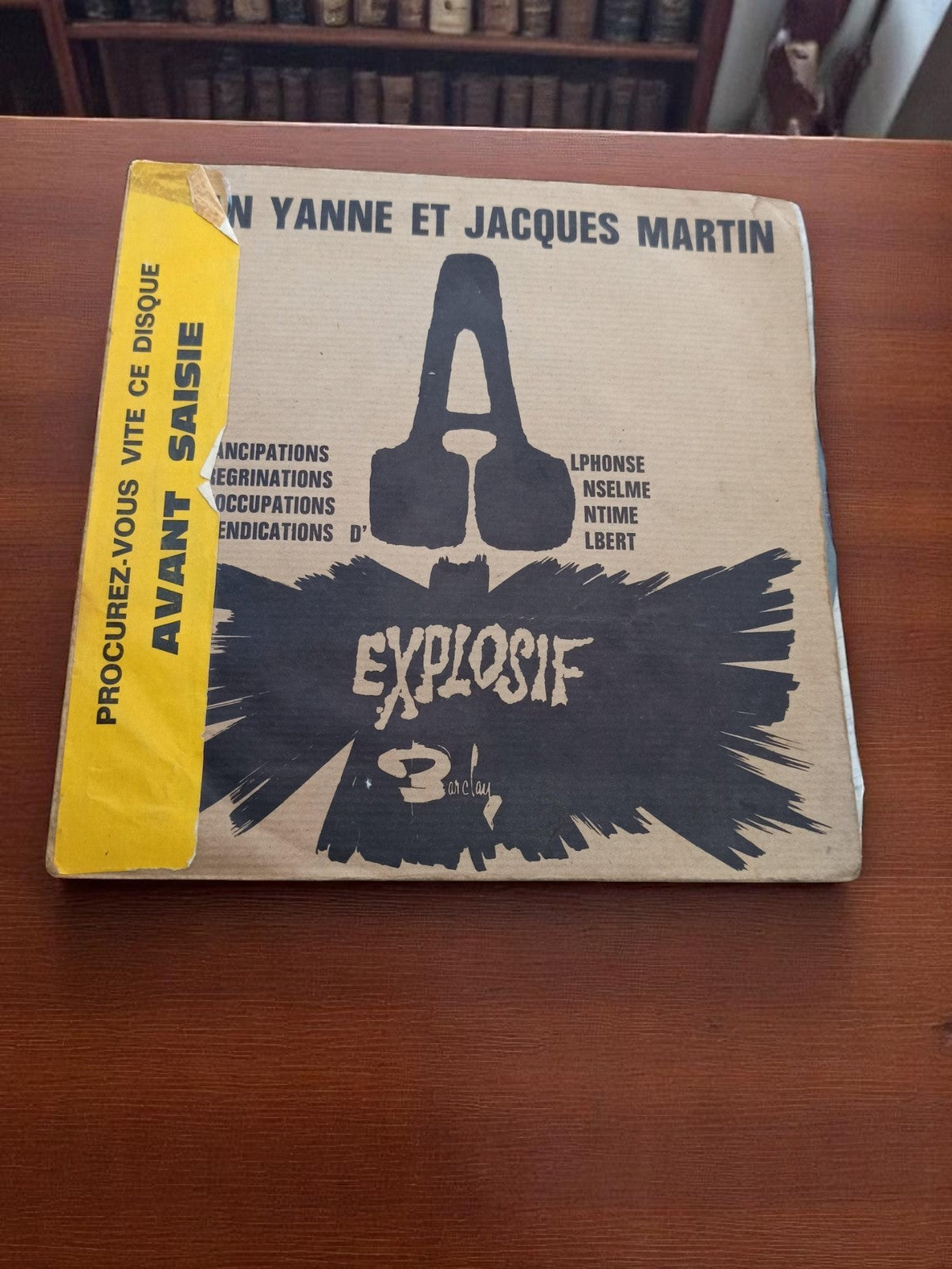 Vinyle 45 tours ancien Explosif Yanne Martin Barclay pochette rétro