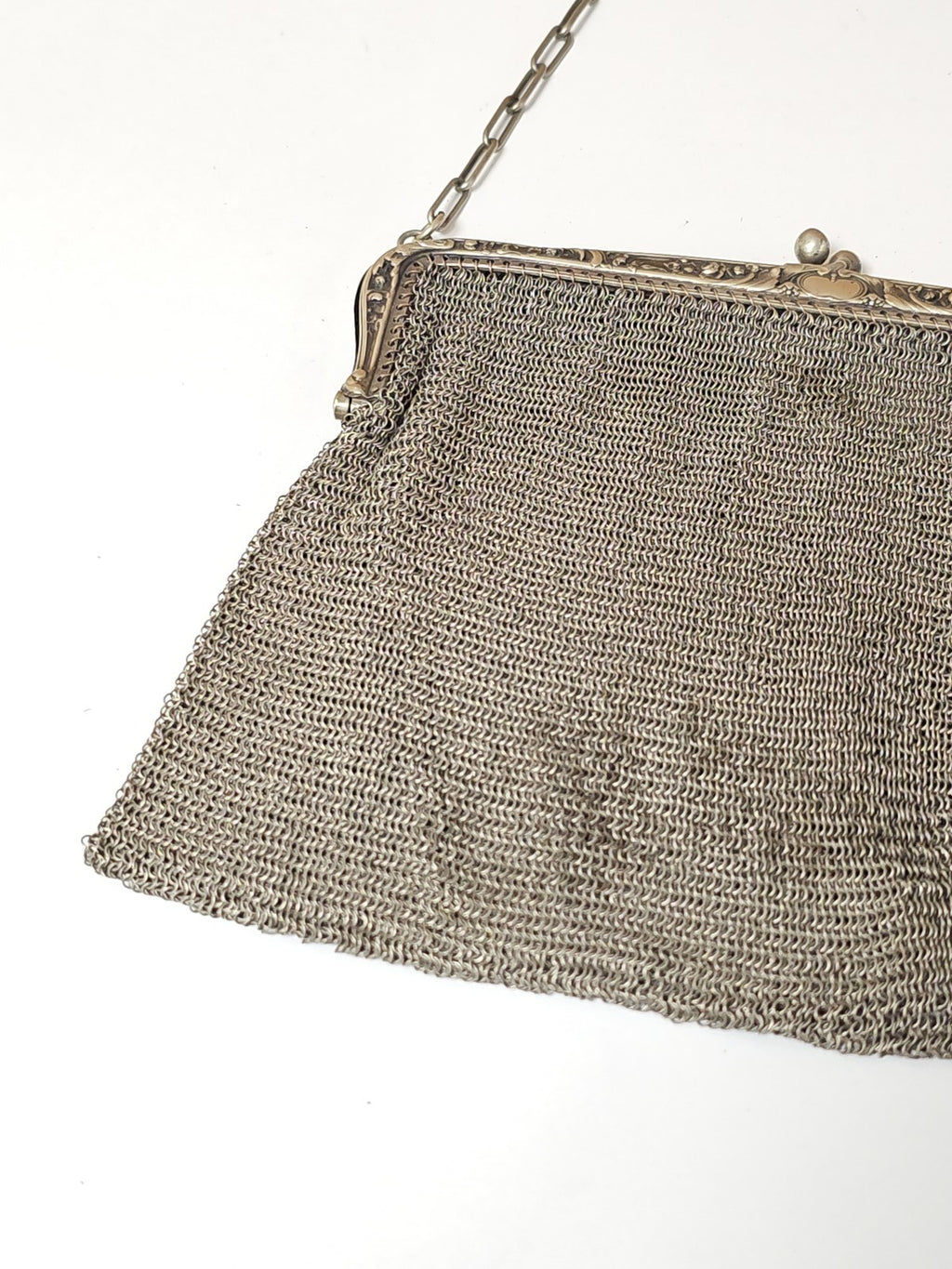 Sac vintage ancien émaillé ? Accessoire rétro collection, déco authentique