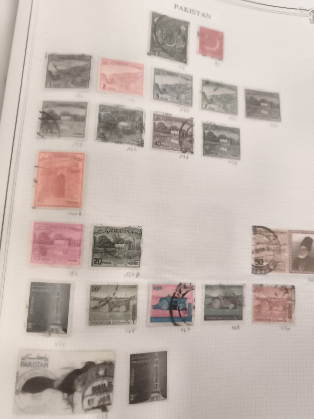 Timbres Pakistan oblitérés anciens paysages monuments philatélie lot