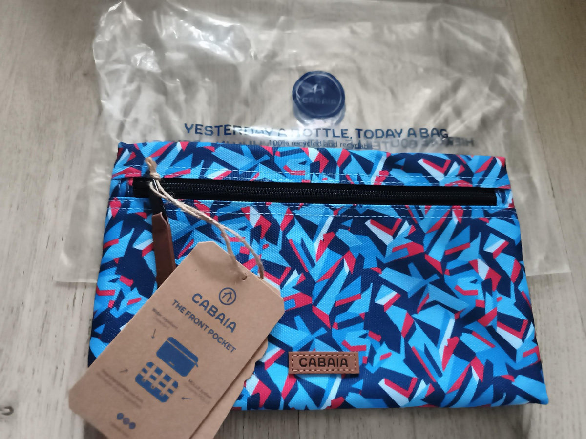 Pochette Cabaia front pocket bleu motif zip 24 cm neuve accessoire sac