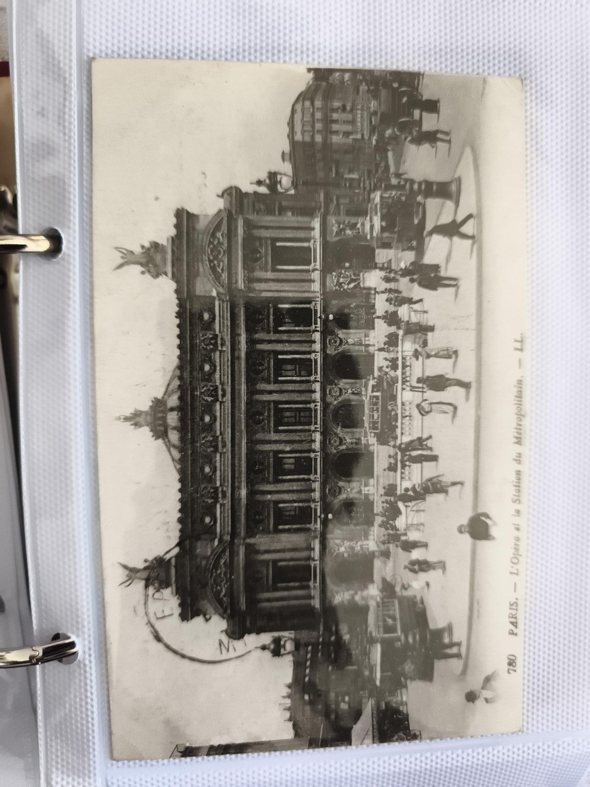 Carte postale CPA Paris Opéra station Métropolitain LL noir et blanc