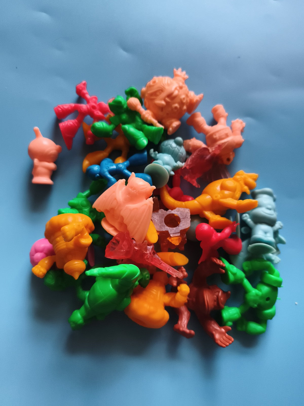 Figurines miniatures japonaises couleur lot jouet rétro plastique souple
