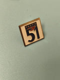 Vintage pin's Pastis 51 carré publicitaire collection bar ancien
