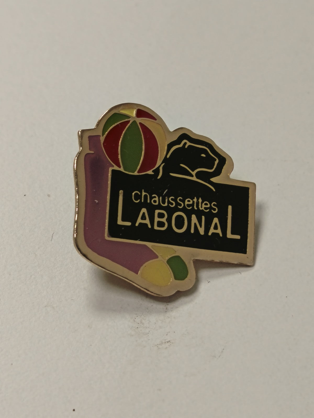 Pin's rétro ancien Labonal chaussettes ? badge collection vintage années 80