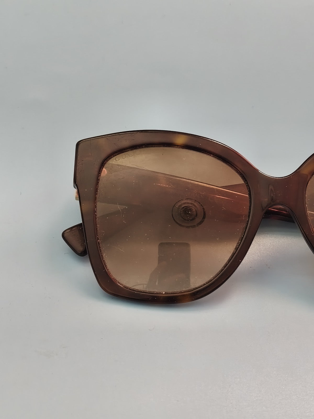 Lunettes de soleil Gucci GG0459S authentiques, modèle mixte élégant, occasion