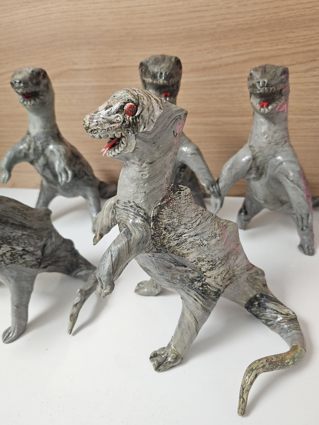 Lot de dinosaures anciens vintage, rare collection galerie d?art, figurines rétr