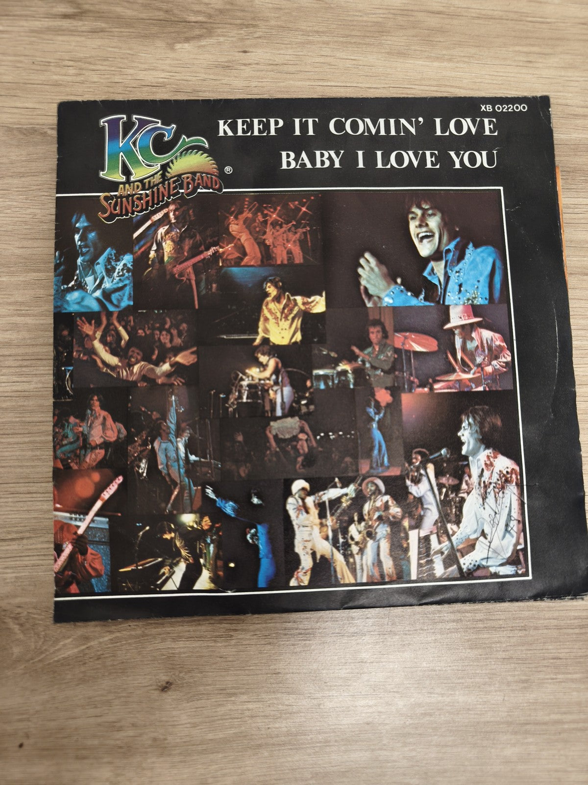 Vinyle 45T KC and the Sunshine Band Keep It Comin? Love / Baby I Love You pochet