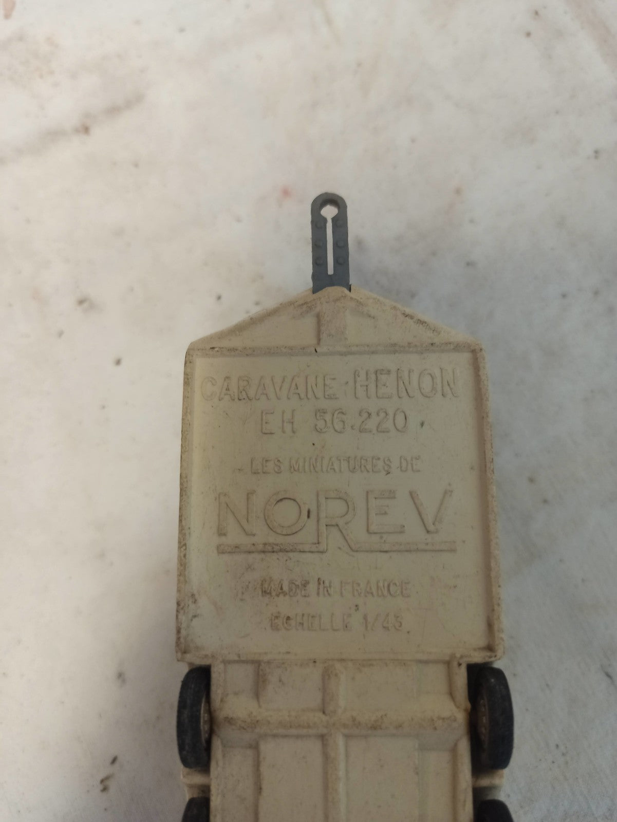 Caravane miniature vintage Norev Hénon EH 56-220 rétro ancien beige