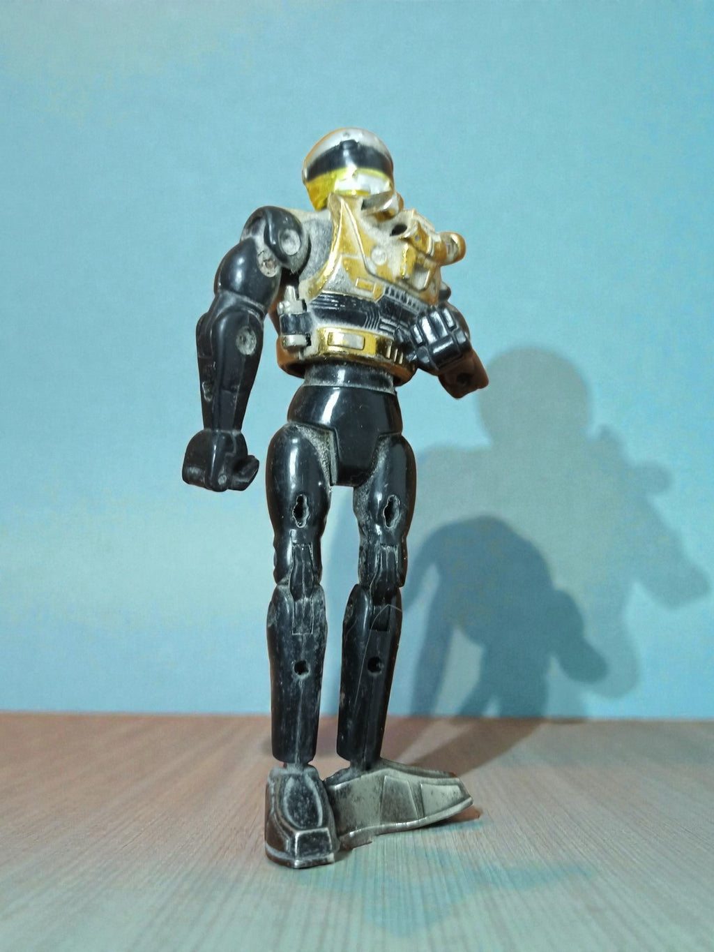 Figurine robot Winspector vintage rétro, jouet ancien noir doré rare