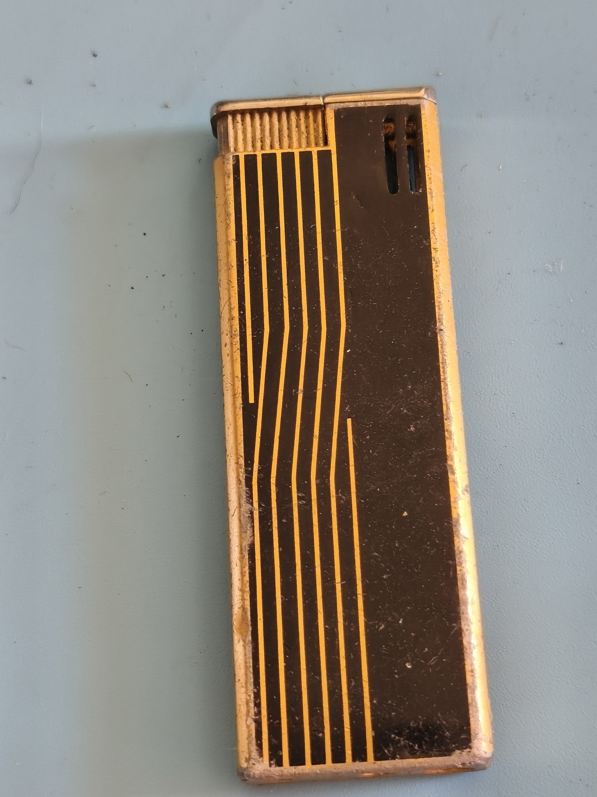 Ancien briquet vintage de collection rétro pour amateur d?objets anciens rare