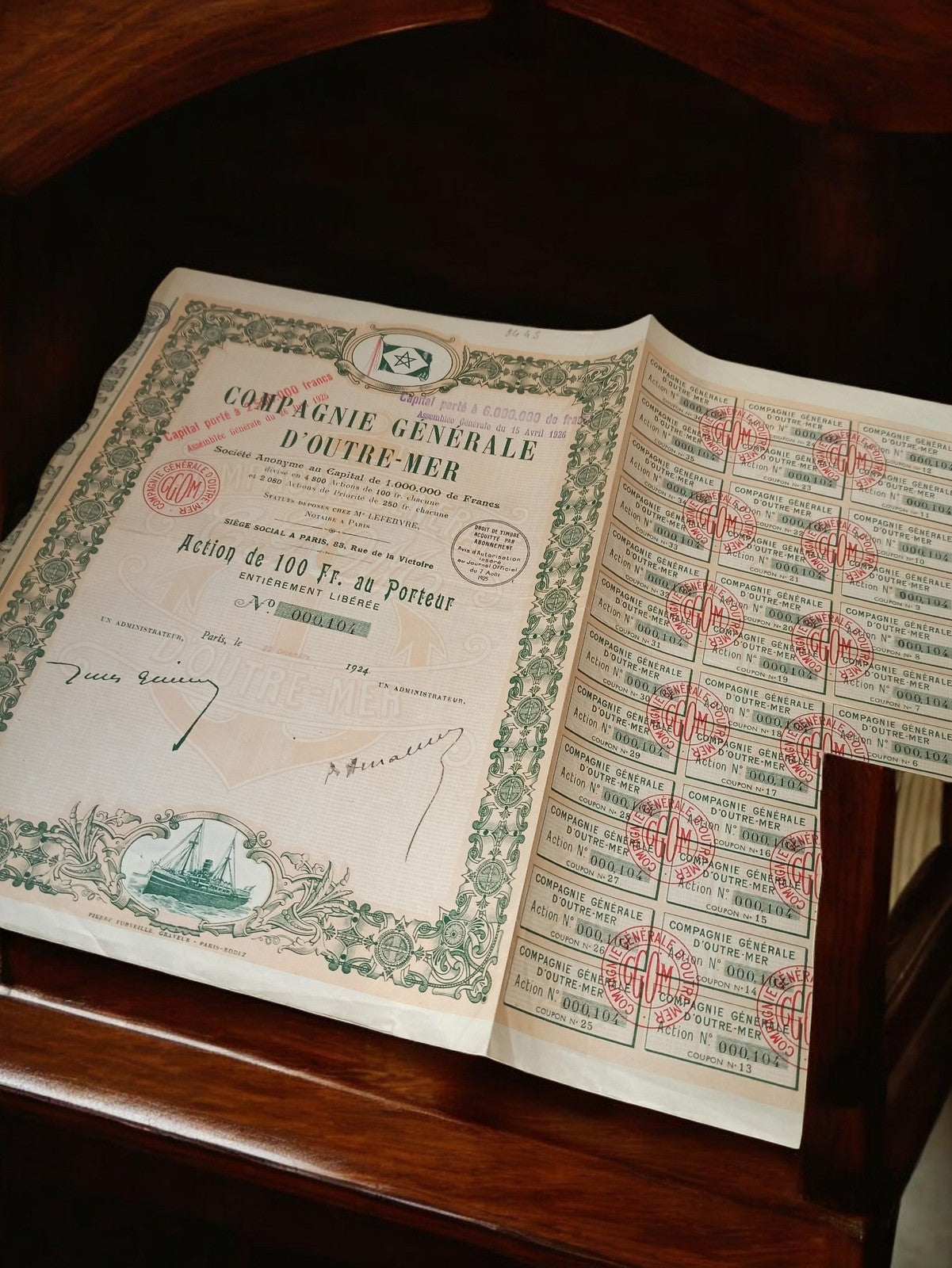 Action ancienne Compagnie Générale d’Outre-Mer 1924 avec coupons vintage bourse