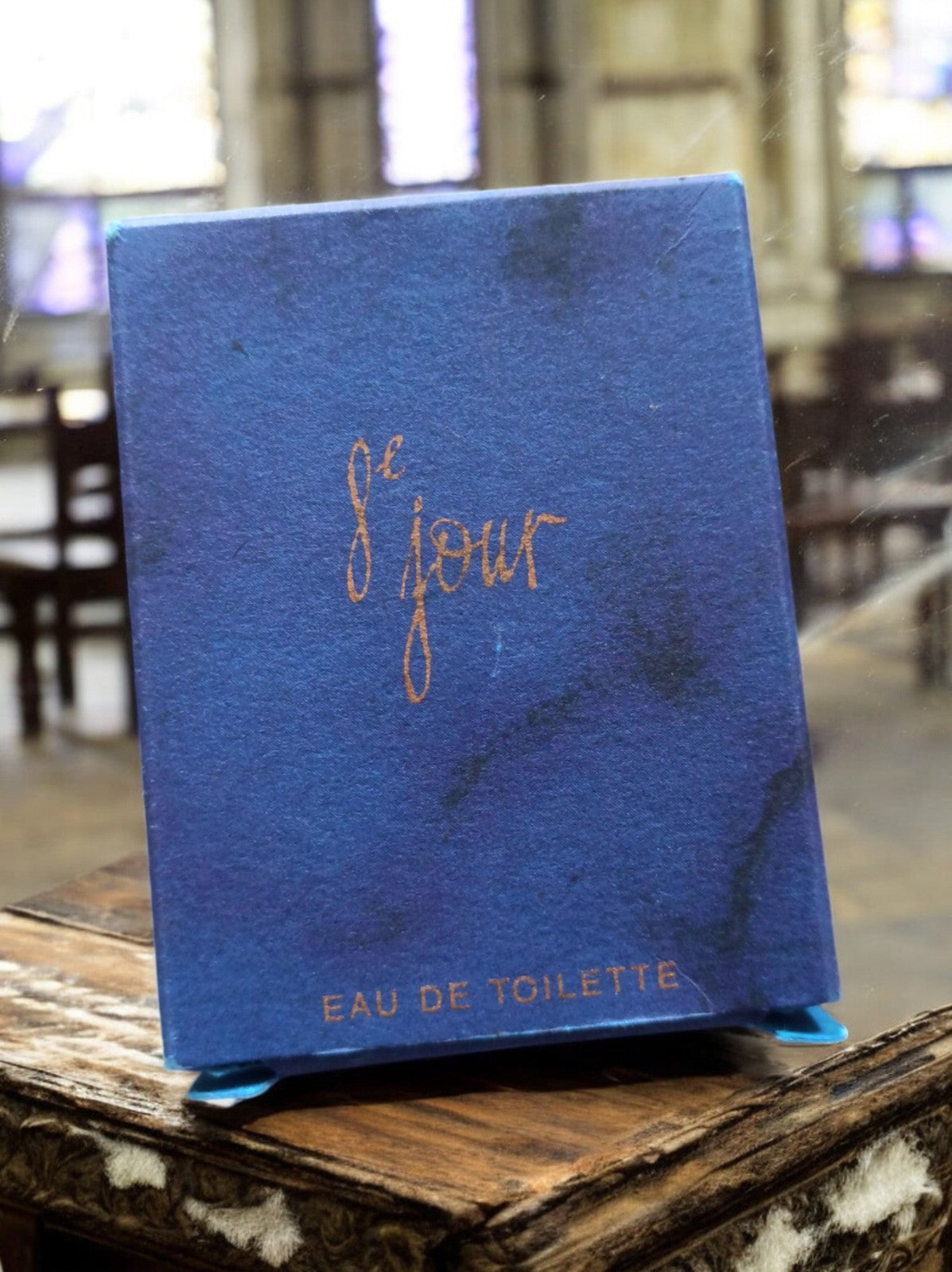 Miniature parfum 8e Jour eau de toilette en boîte bleue – souvenir olfactif