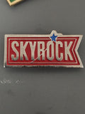 Pin's rétro Skyrock ancien, badge vintage collection radio années 90 rare