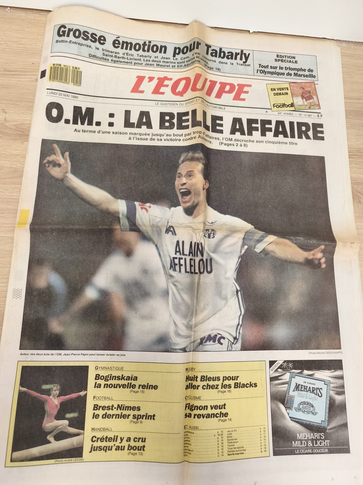 Ancien journal L'Équipe OM Marseille 1989 Jean-Pierre Papin une du 22 mai