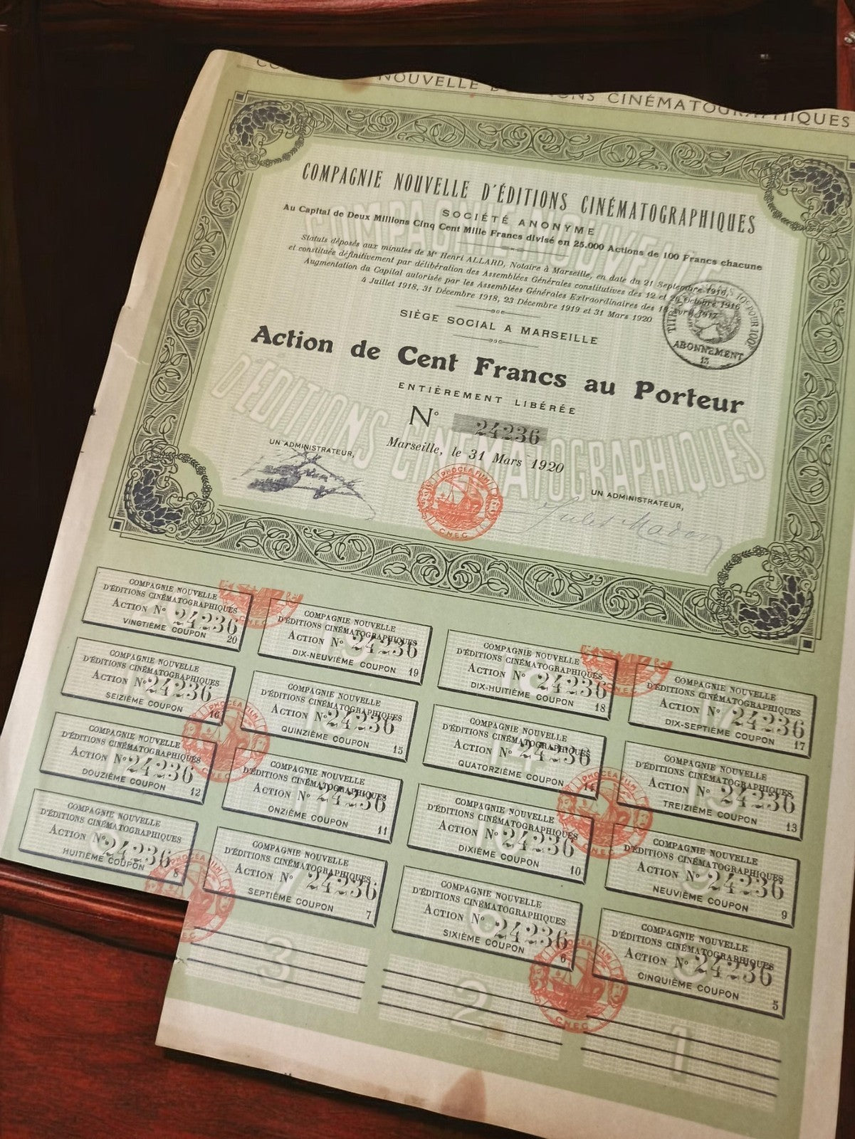 Action au porteur 1920 Compagnie Nouvelle Éditions Cinématographiques ancien