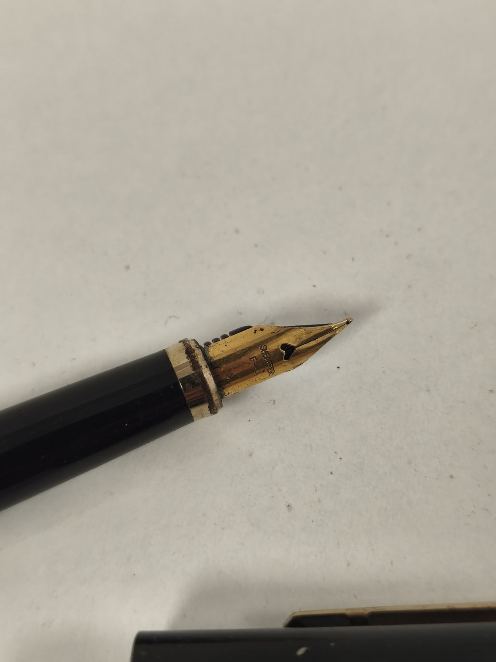 Stylo Sheaffer noir à clip doré, stylo-bille d?occasion, marque Sheaffer
